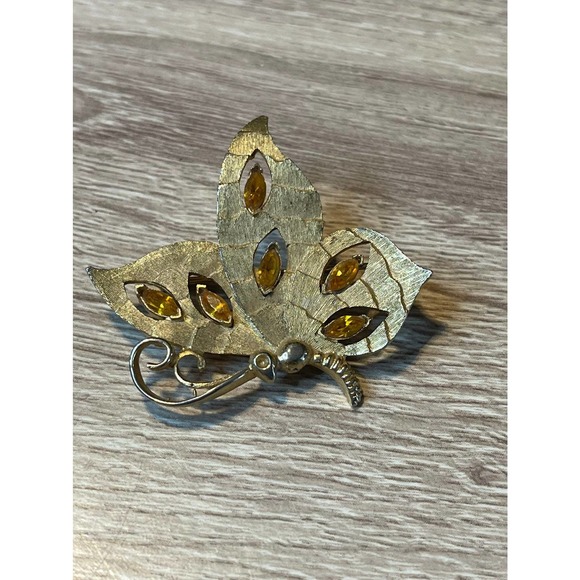 VTG Signed Golden Butterfly Brooch with Amber Color Rhinestones by J.J. - Picture 1 of 6